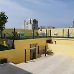 Urban Konukevi 3*