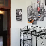 Urban Konukevi
