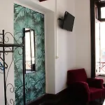 Urban Konukevi 3*
