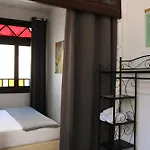 Urban Konukevi