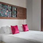 Urban 3*