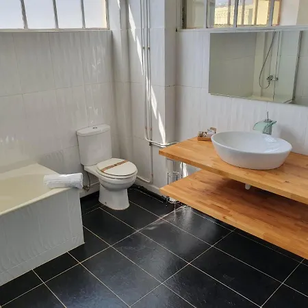 Urban Guest house 3*
