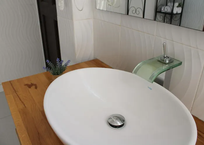 Urban Gæstehus 3*